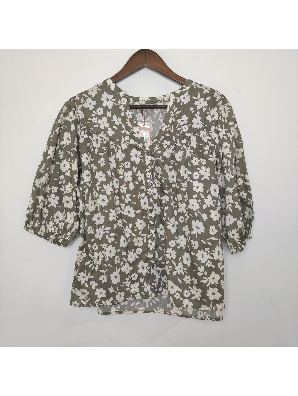Denver Hayes Women’s Green Floral Button-Up Blouse Size Small Oversized